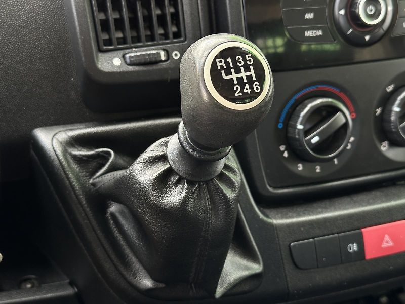 Citroën Jumper 2.2HDi / 96kW SKLÁPĚČ TAŽNÉ 2. - fotka 37 z 38