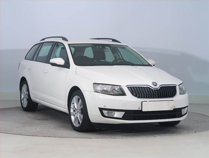 Škoda Octavia (2013) 2.0 TDI, Tempomat - fotografie inzerátu