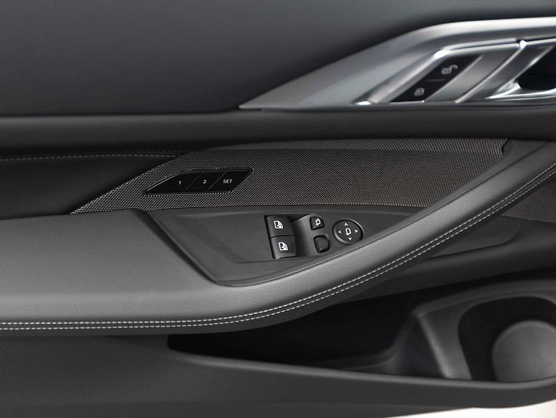 BMW Řada 4 430d xDrive Coupe - fotka 17 z 22
