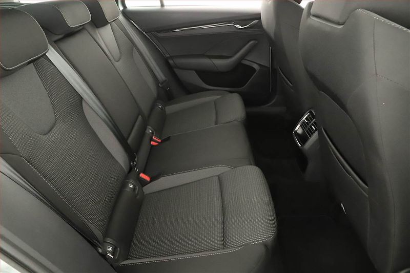 Škoda Octavia (2023) 2.0 TDI, Automat, Navi - fotka 7 z 14