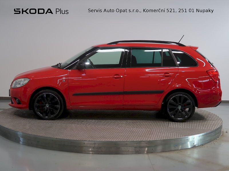 Škoda Fabia (2011) RS 1.4TSI 132KW DSG - fotka 3 z 25