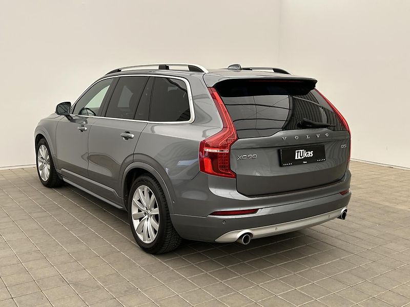 Volvo XC90 2.0 D5 4x4 Mommentum PRO - fotka 3 z 29