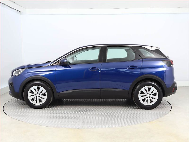 Peugeot 3008 (2020) 1.5 BlueHDi, ČR,1.maj - fotka 3 z 15