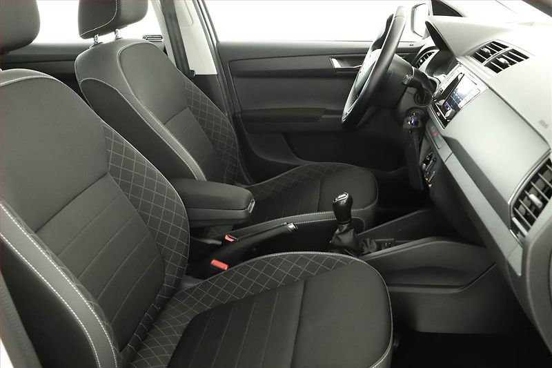 Škoda Fabia (2019) Ambition 1.0, Serv.kniha - fotka 7 z 13