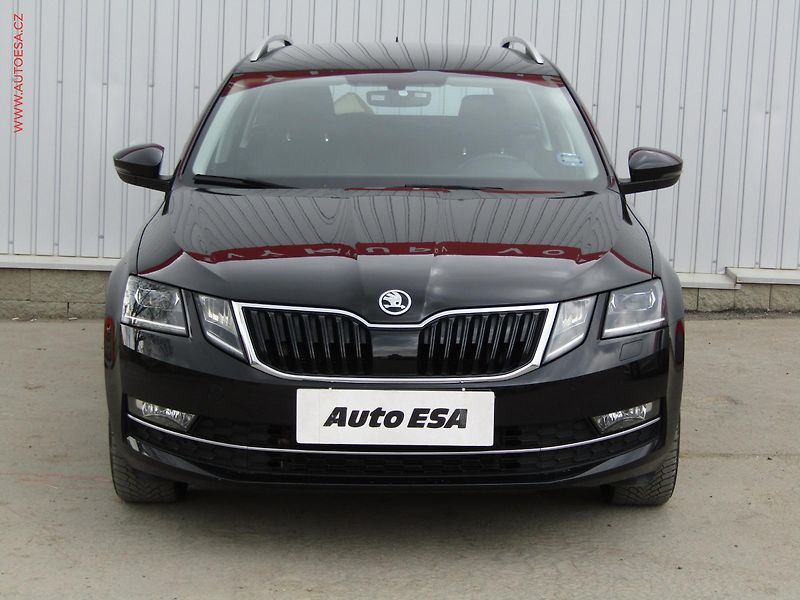 Škoda Octavia (2020) 2.0 TDi, Style, DSG - fotka 2 z 21