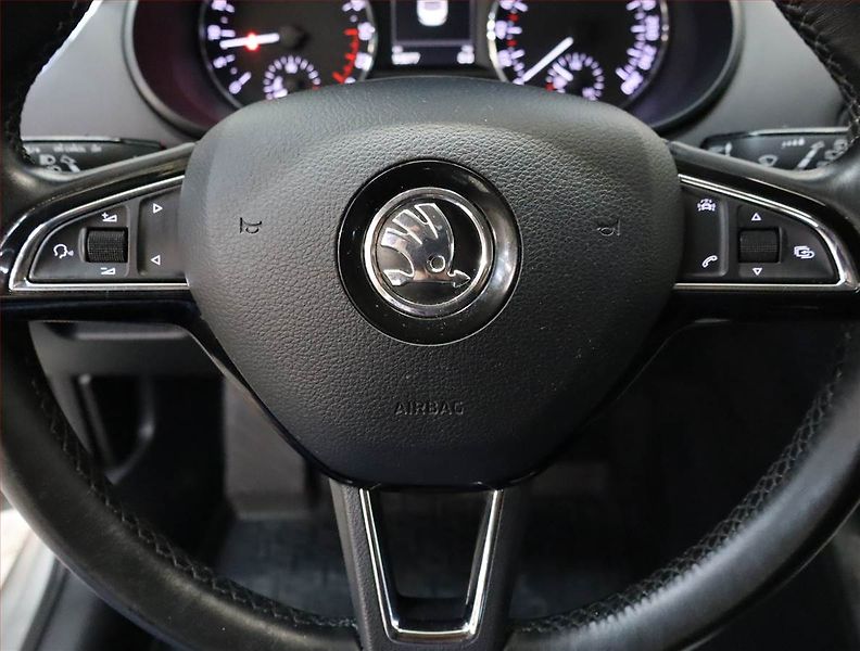 Škoda Octavia (2016) Ambition Plus 1.6 TDI - fotka 12 z 19