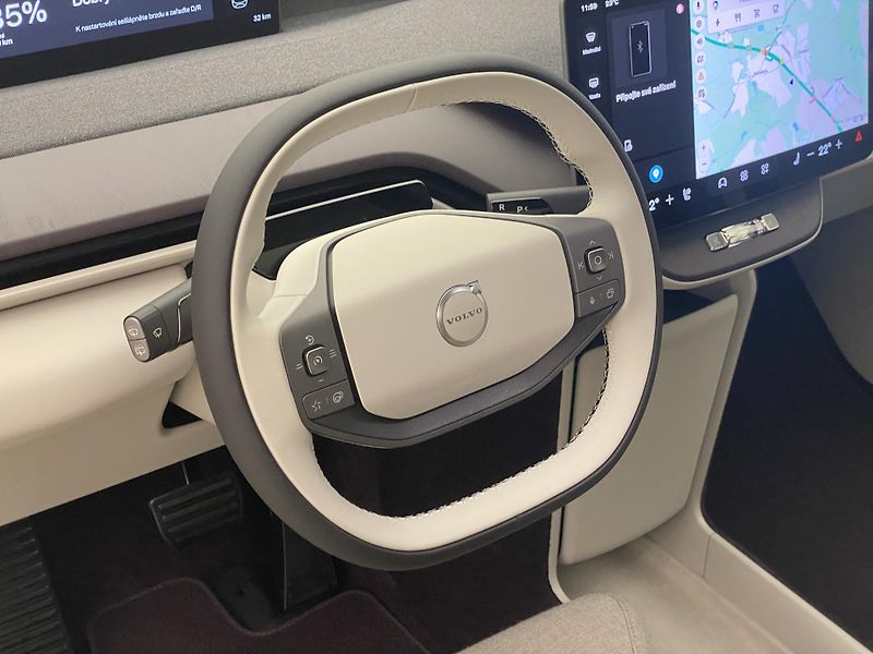 Volvo EX60 (2026) P10 AWD ELECTRIC ULTRA TWIN - fotka 4 z 79