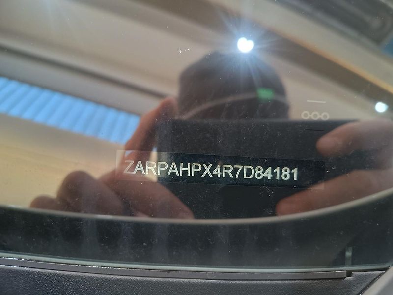 Alfa Romeo Stelvio 2.2 Diesel 16V 154kW Veloce - fotka 5 z 13