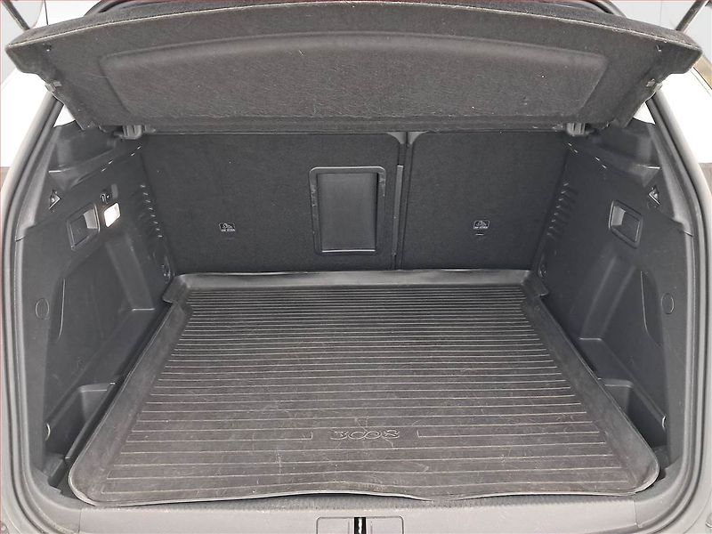 Peugeot 3008 (2017) 1.2 PureTech, Serv.kniha, Navi - fotka 14 z 19