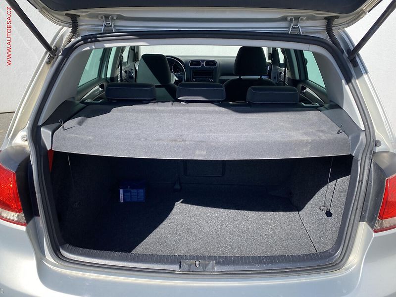 Volkswagen Golf (2012) 1.6 TDi, Match, +kola - fotka 7 z 16