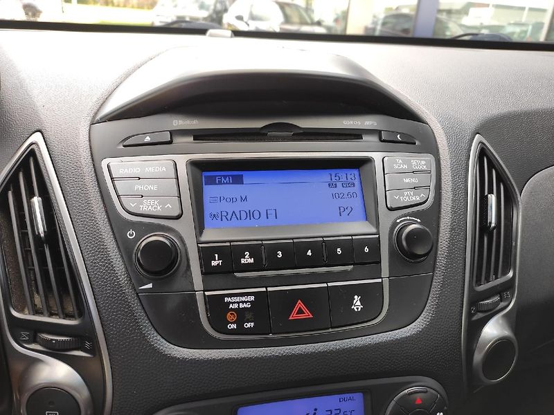 Hyundai ix35 (2014) 1.6i 135k MAN6 TAŽNÉ - fotka 14 z 25