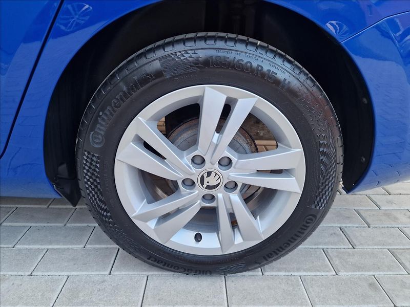 Škoda Fabia 1.0 TSI Style Combi,ČR,1.Maj. - fotka 43 z 48