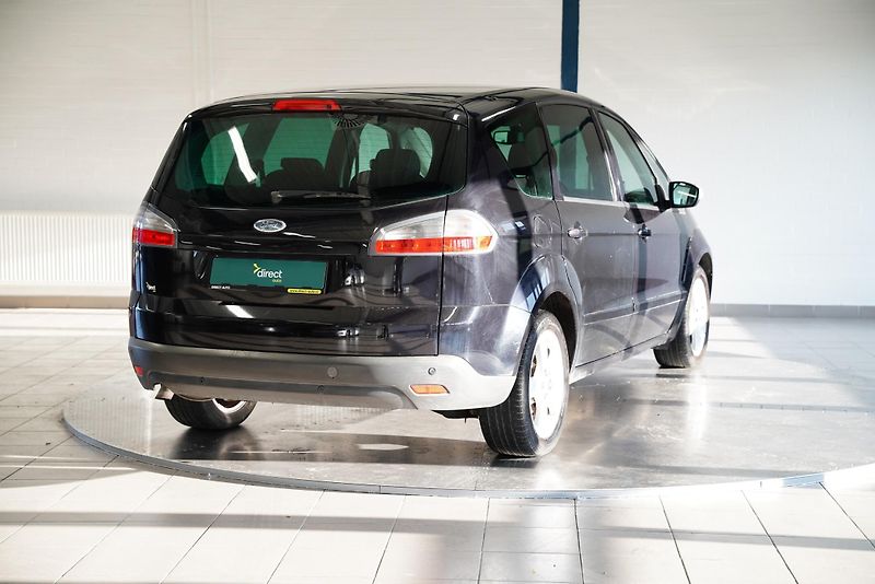 Ford S-MAX - fotka 2 z 21