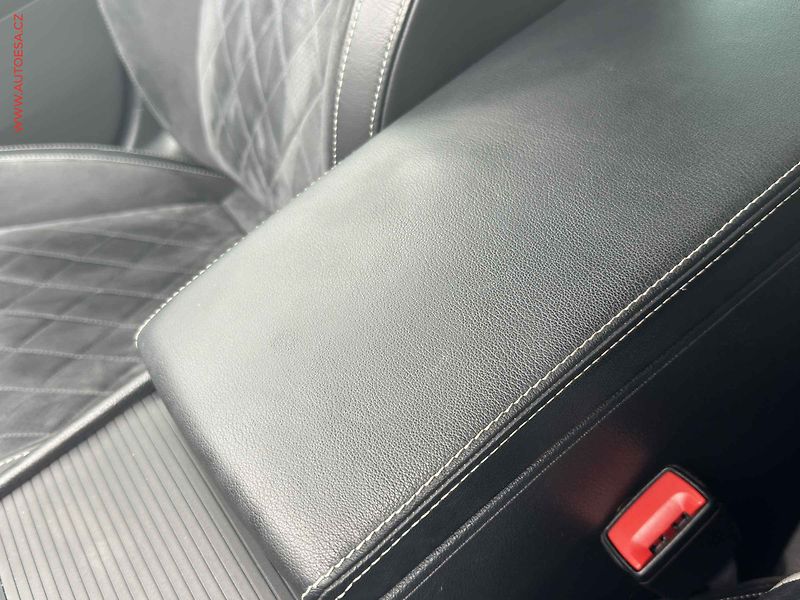 Škoda Superb (2017) 2.0TDi 4x4, ČR, DSG, bixen - fotka 22 z 23