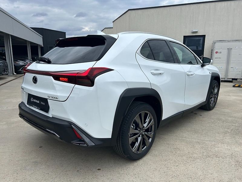 Lexus UX 300h 300h 2.0L HEV F SPORT DESIGN - fotka 4 z 10
