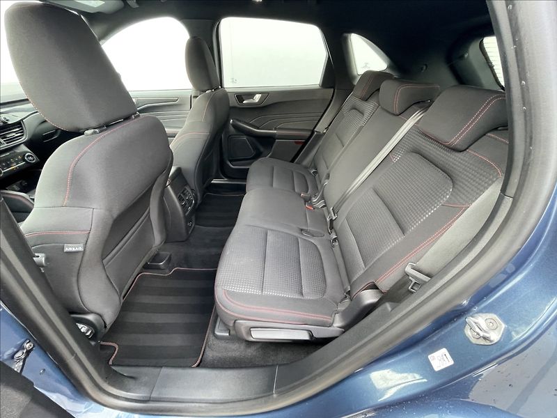 Ford Kuga 2,0 EcoBlue AWD AT8 ST-Line TZ - fotka 15 z 20