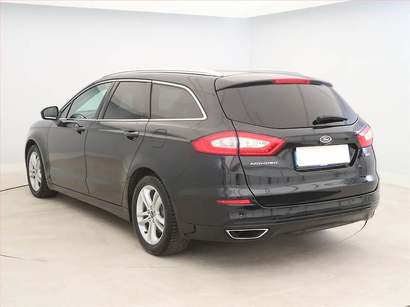 Ford Mondeo (2016) Titanium 2.0 TDCI, 4X4 - fotka 4 z 18