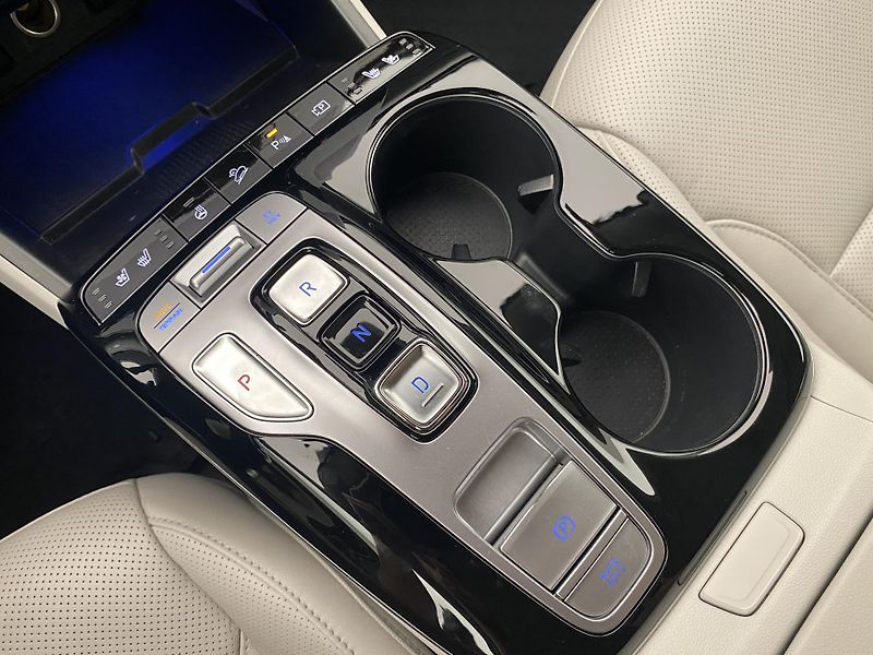 Hyundai Tucson 1.6 T-GDI PHEV AWD REZERVACE - fotka 26 z 50