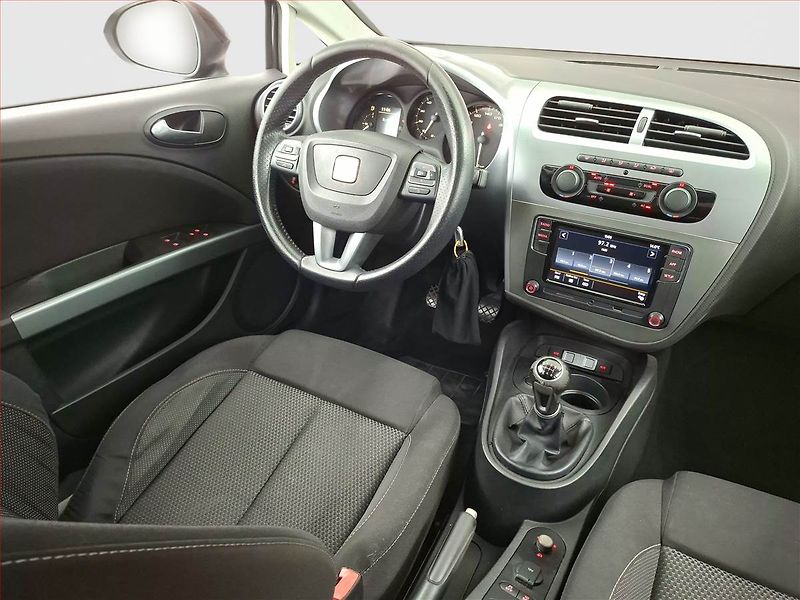 Seat Leon (2010) Comfort 1.8 TSI, jezdí výborně - fotka 7 z 18