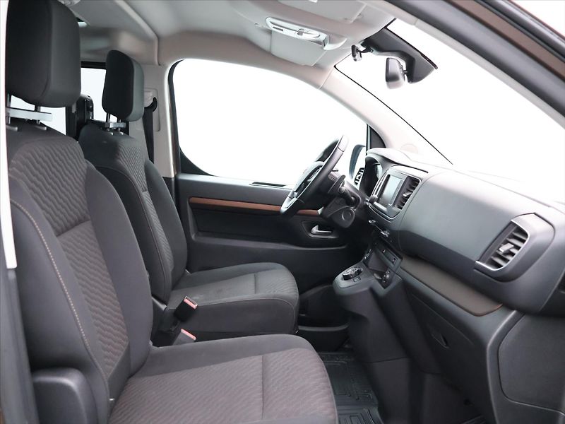 Toyota ProAce 2,0 TDI 130 kW Serv. Kniha CZ - fotka 11 z 31