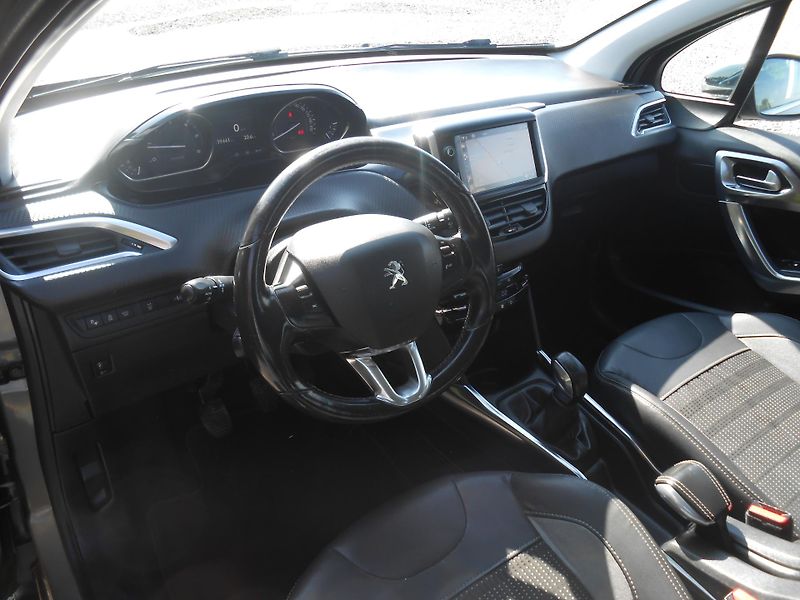 Peugeot 2008 1.6HDi, NAVI. CHROM,ALU - fotka 33 z 39