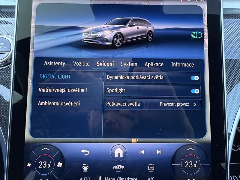Mercedes-Benz Třídy C (2025) 300T 4Matic AMG Distronic 360° - fotka 35 z 41
