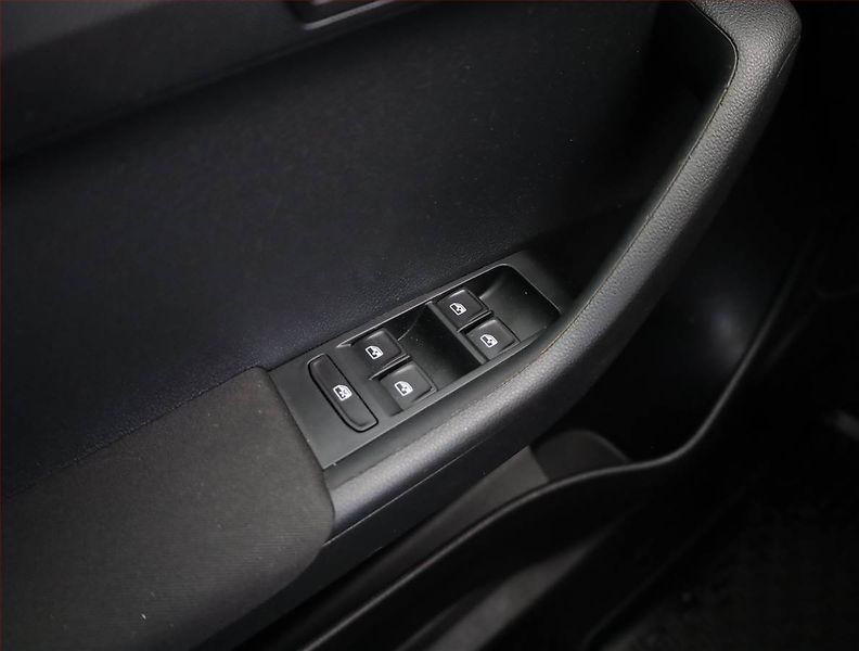 Škoda Fabia (2018) Style 1.0 TSI, Tempomat - fotka 16 z 19