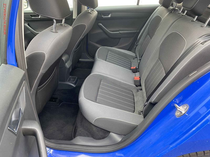 Škoda Fabia (2019) 1.0TSi, ČR, Style, LED - fotka 10 z 17