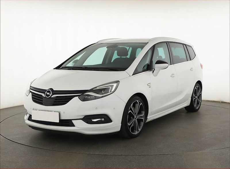 Opel Zafira (2016) 2.0 CDTI, Automat, 7 míst - fotka 2 z 21