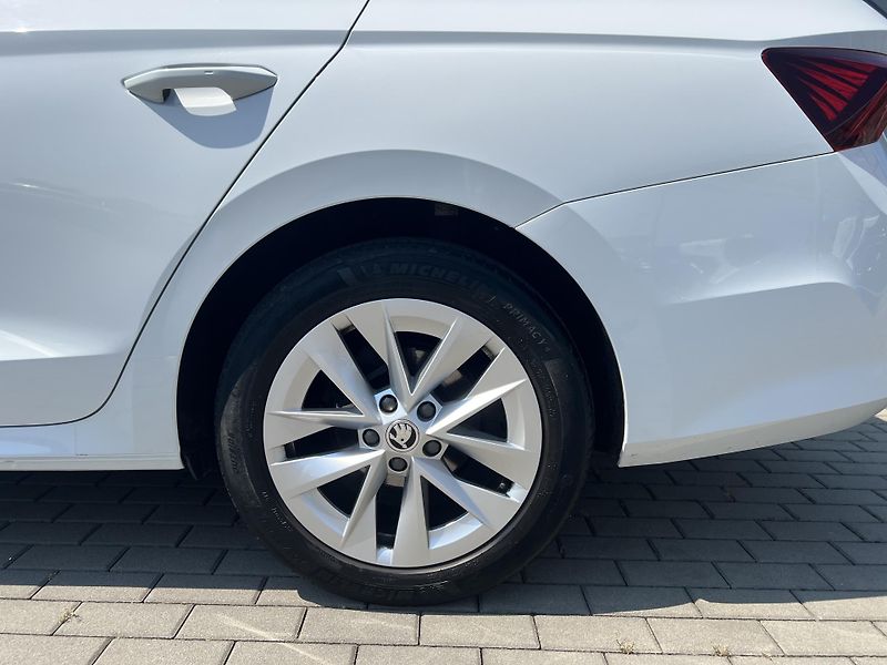 Škoda Octavia (2023) 2,0TDi 85kW STYLE - fotka 39 z 40