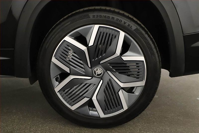 Škoda Kodiaq (2025) 2.0 TDI, SPORTLINE, DPH - fotka 12 z 20
