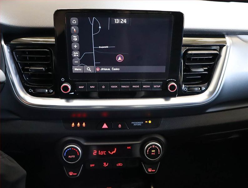 Kia Stonic (2023) 1.2 DPI, ČR,1.maj, Serv.kniha - fotka 12 z 19