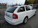 Škoda Octavia 1,6 TDi 77kW 2x kola, závěs - náhled 8