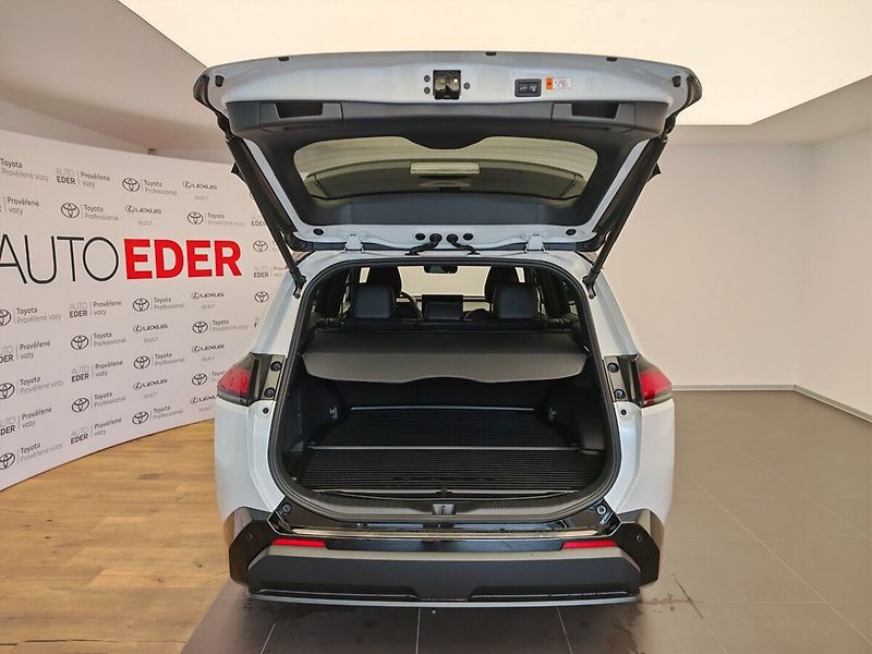 Toyota RAV4 2.5 Hybrid GR Sport 4WD e-CVT - fotka 9 z 47