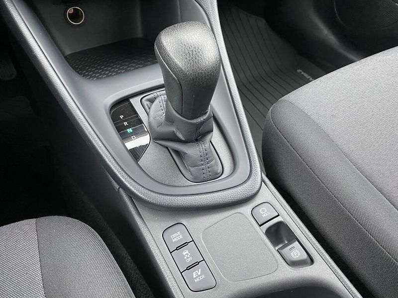 Mazda 2 1,5 Hybrid 68 kW Prime-Line - fotka 20 z 36