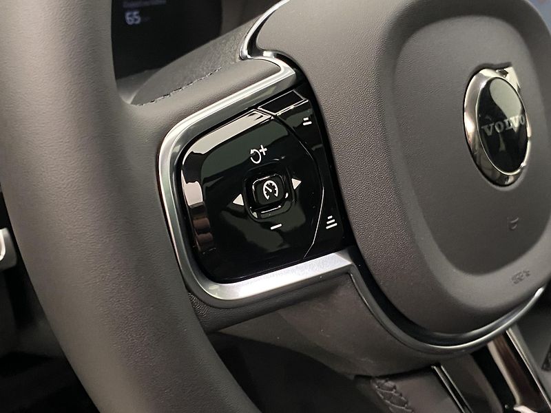 Volvo XC90 (2026) T8 AWD Plug-in BRIGHT ULTRA - fotka 28 z 75