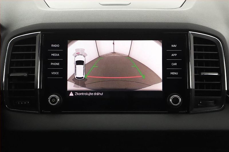 Škoda Karoq (2019) Sportline 2.0 TDI - fotka 15 z 21