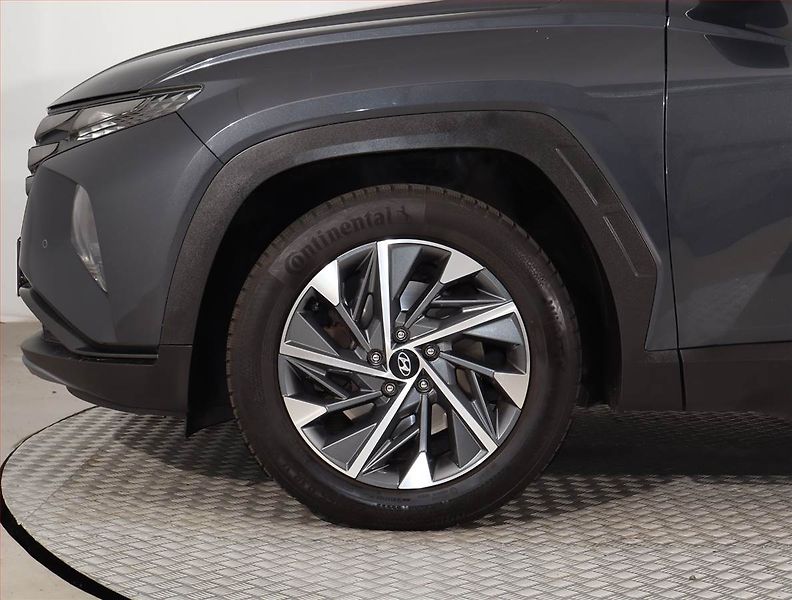 Hyundai Tucson (2023) 1.6 T-GDI - fotka 15 z 23