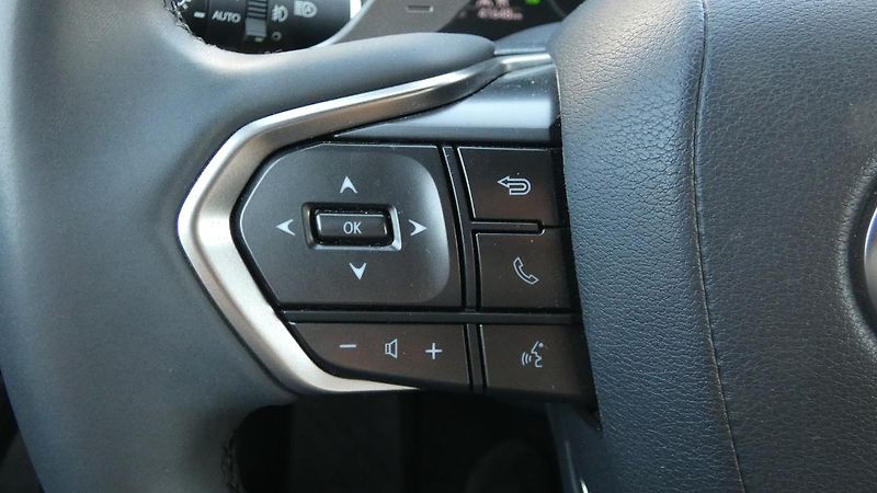 Lexus RX 350h 2.5 HEV 4x4 E-Four e-CVT Comfo - fotka 11 z 22