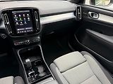 Volvo XC40 PLUS B3 ,ACC, BLIS, FULL LED - náhled 24