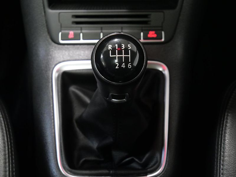 Volkswagen Tiguan - fotka 22 z 25