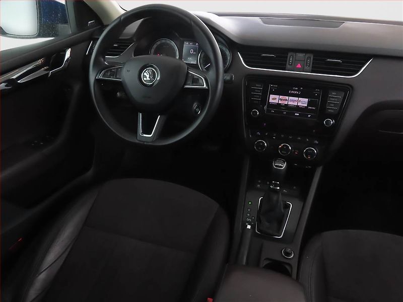 Škoda Octavia (2015) Laurin&Klement 2.0 TDI, 4X4 - fotka 7 z 20