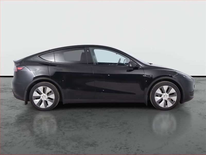 Tesla Model Y (2023) RWD LFP 60kWh, SoH 95% - fotka 6 z 21