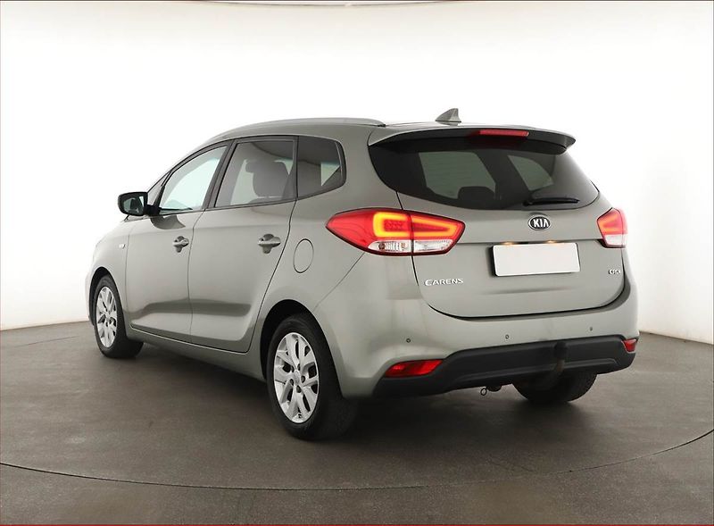 Kia Carens (2017) 1.7 CRDi, Automat, Serv.kniha - fotka 4 z 20