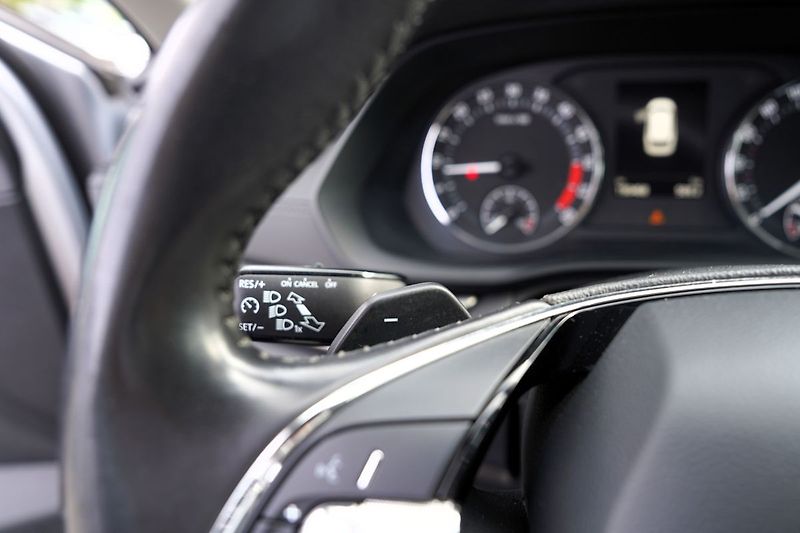 Škoda Octavia IV  2.0 TDI DSG 4x4/150 PS - fotka 32 z 43