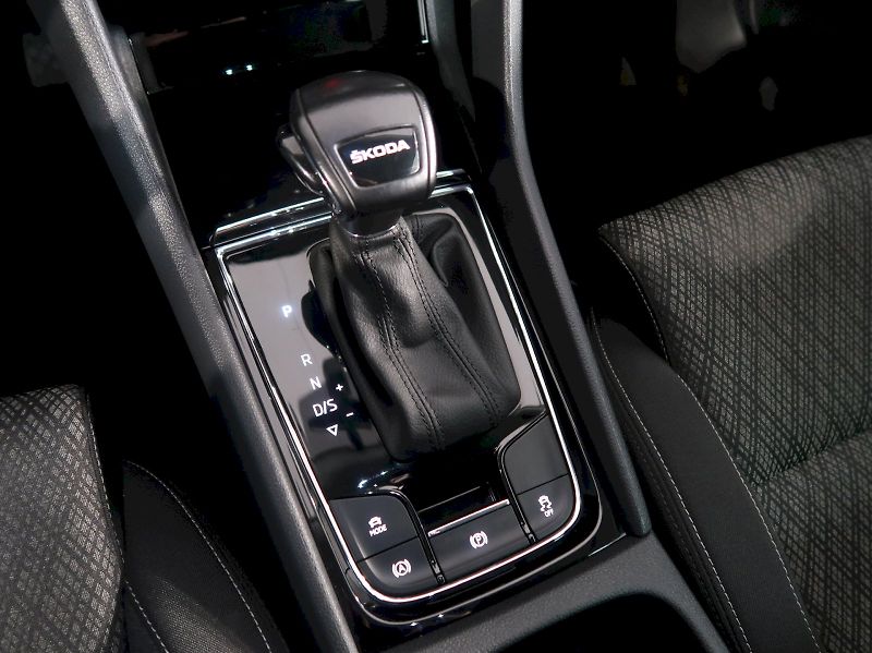 Škoda Karoq (2023) STYLE 2.0TDI 85KW DSG - fotka 33 z 40