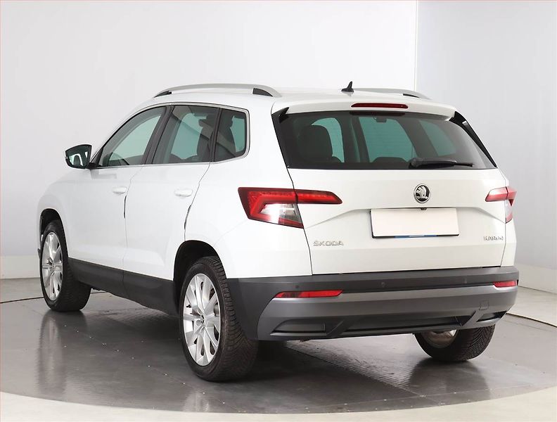 Škoda Karoq (2018) Style 1.5 TSI, Automat - fotka 4 z 23