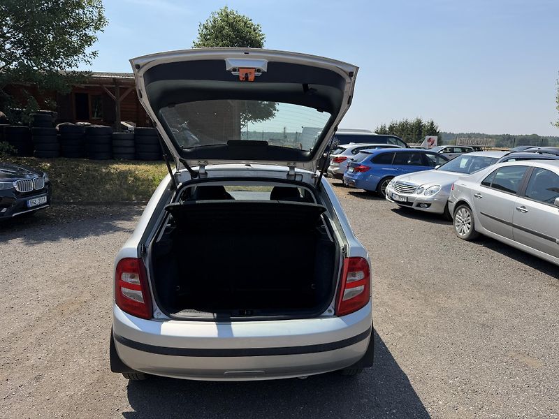 Škoda Fabia 1.2i - fotka 9 z 21