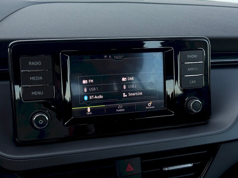 Škoda Scala (2022) 1.0 TSI 81 kW Ambition Plus - fotka 19 z 23