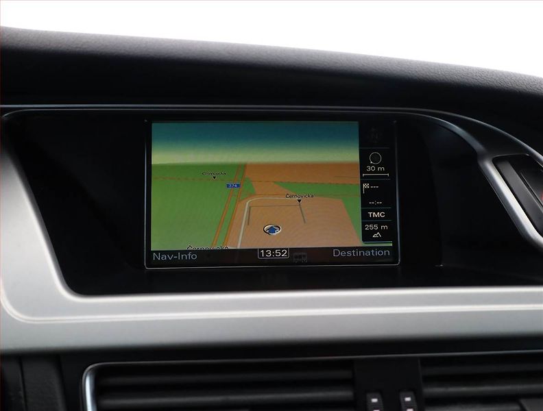 Audi A4 Allroad (2010) 2.0 TFSI, 4X4, Automat, Navi - fotka 13 z 17